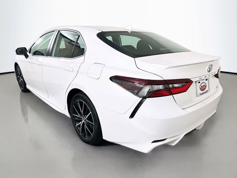 Certified 2024 Toyota Camry SE image 7