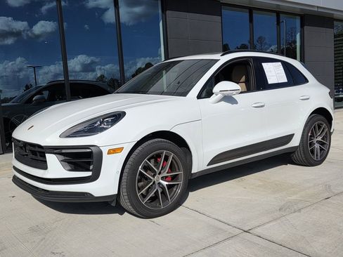 Used 2025 Porsche Macan S image 1