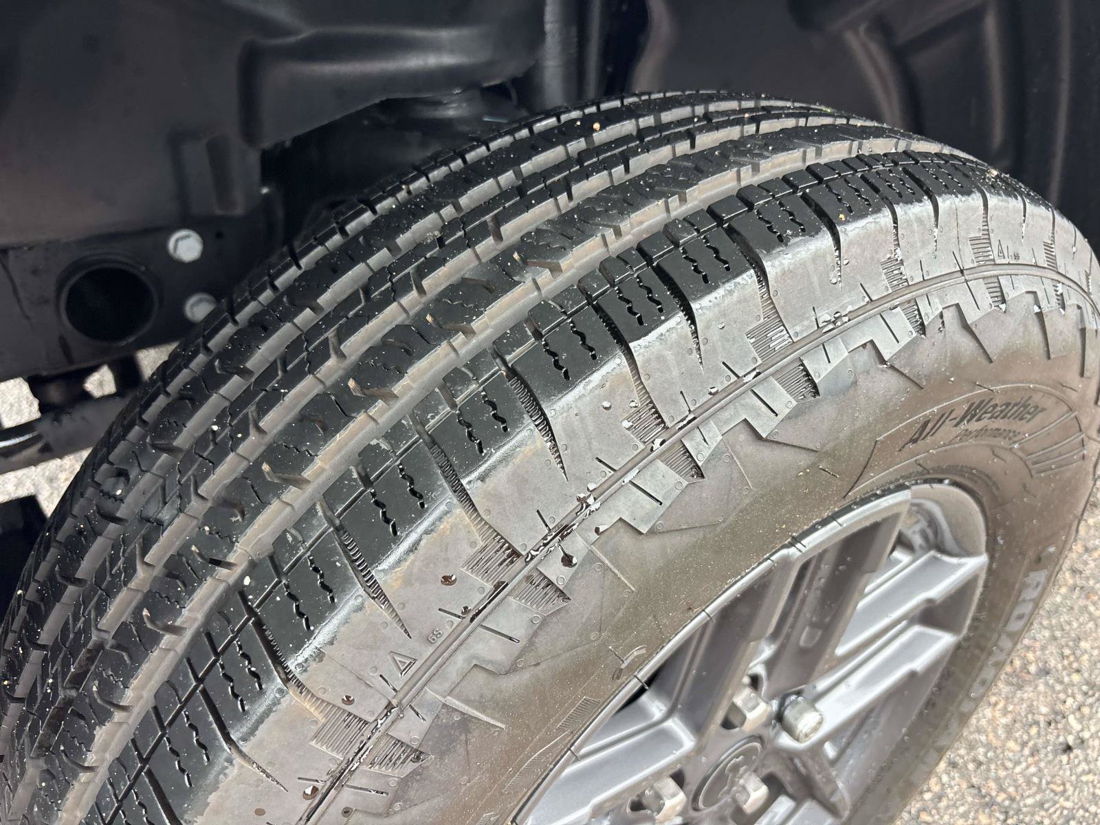 Used 2025 Jeep Wrangler Sport AWD/4WD image 7