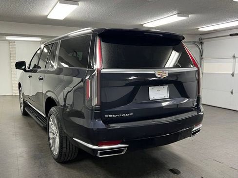 Certified 2023 Cadillac Escalade ESV Premium Luxury image 3