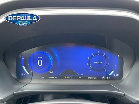 Used 2022 Ford Escape Titanium w/ Titanium Elite Package AWD/4WD image 2