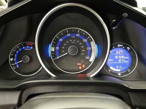 Used 2017 Honda Fit LX image 6