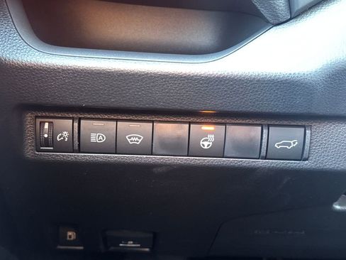 New 2025 Toyota RAV4 SE image 28