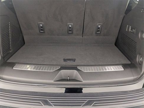 Certified 2023 Chevrolet Tahoe High Country w/ Premium Package 2 image 31