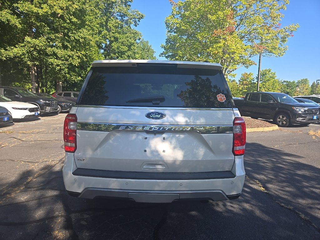 Used 2019 Ford Expedition XLT w/ Equipment Group 202A AWD/4WD image 6