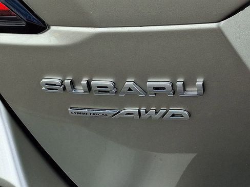Used 2020 Subaru Outback Limited image 29