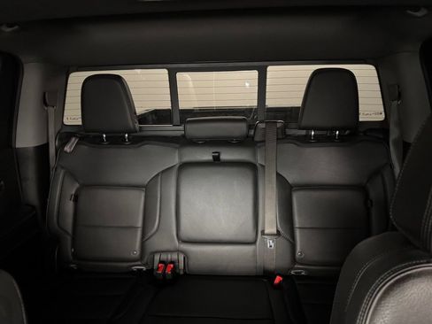 Used 2025 GMC Sierra 1500 Denali AWD/4WD image 29