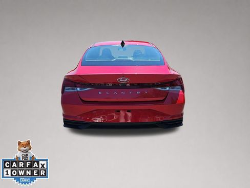 Used 2023 Hyundai Elantra SE w/ Cargo Package FWD image 5