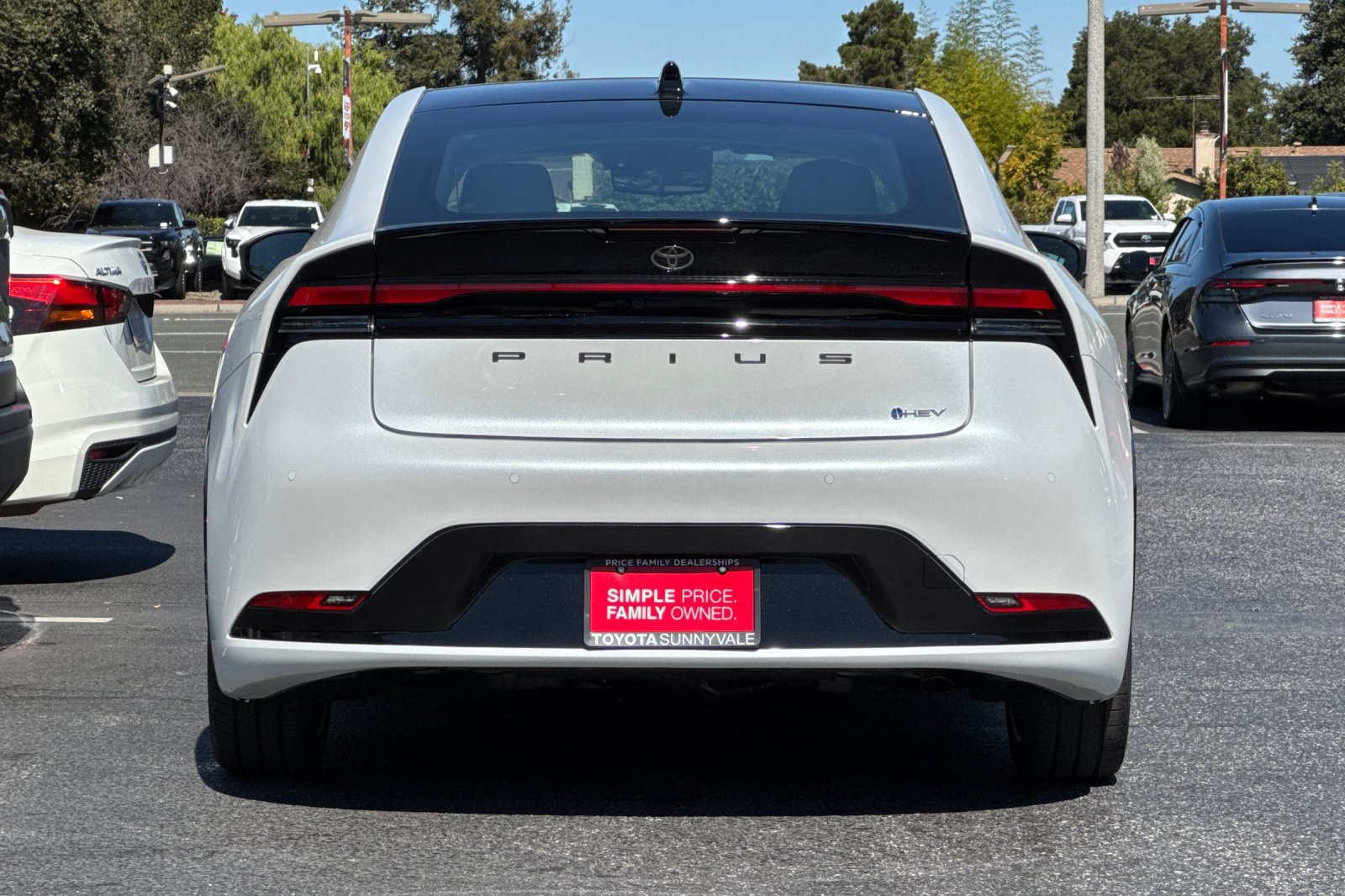 New 2027 Toyota Prius Limited AWD/4WD image 8