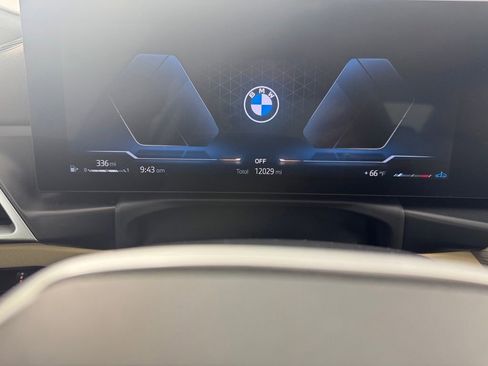 Certified 2025 BMW 330i xDrive Sedan w/ Premium Package AWD/4WD image 22