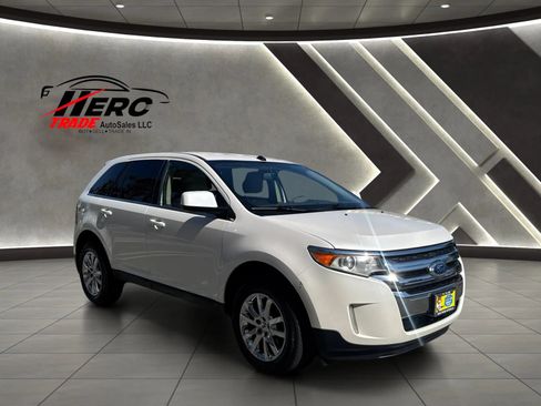 Used 2011 Ford Edge Limited w/ Driver Entry Pkg FWD image 2