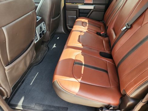 Used 2019 Ford F150 King Ranch w/ Equipment Group 601A Luxury AWD/4WD image 31