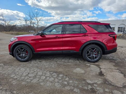 New 2026 Ford Explorer ST AWD/4WD image 4