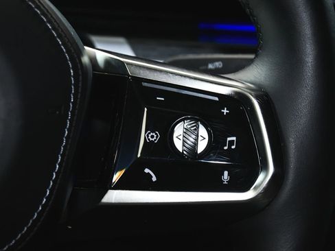 Used 2024 BMW i7 xDrive60 image 48