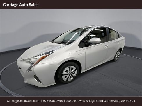 Used 2018 Toyota Prius Four image 1