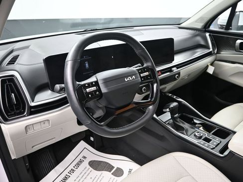 Certified 2026 Kia Sorento S AWD/4WD image 13