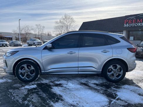 Used 2023 Ford Escape ST-Line Select w/ Tech Pack #2 image 2
