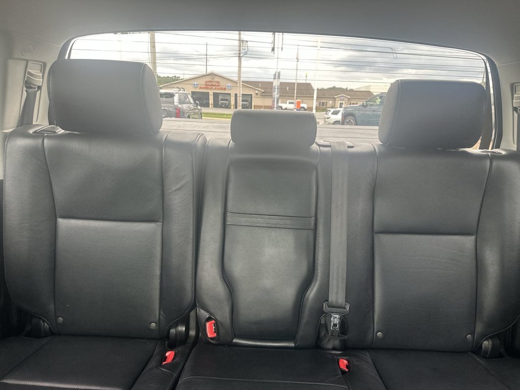Used 2012 Toyota Tundra Limited w/ Platinum Pkg AWD/4WD image 13