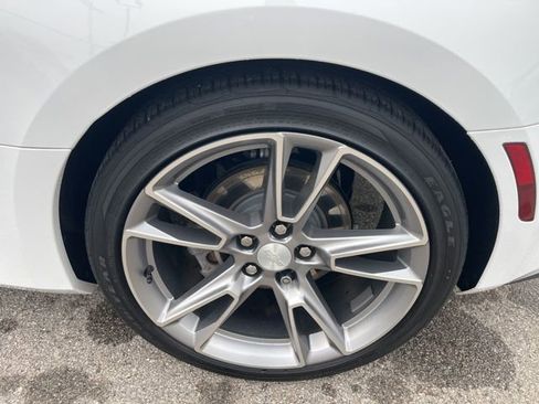 Used 2021 Chevrolet Camaro LT w/ RS Package image 32