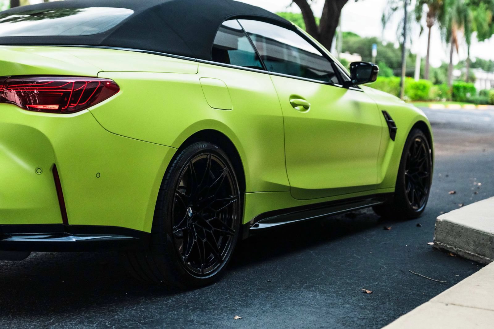Used 2025 BMW M4 xDrive Competition AWD/4WD image 10
