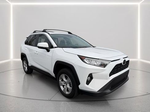 Used 2021 Toyota RAV4 XLE image 7