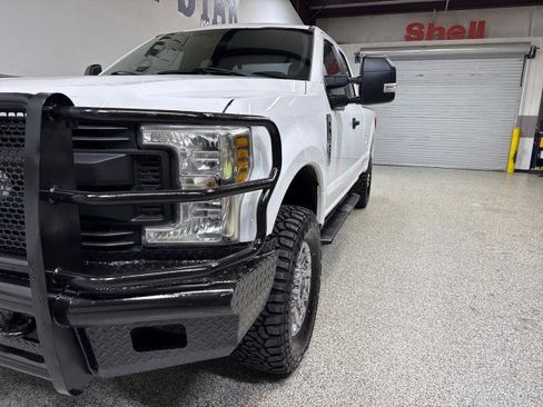 Used 2018 Ford F350 XL image 12