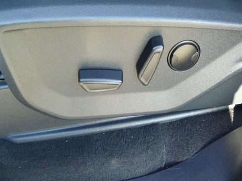 Used 2025 Ford Expedition Active AWD/4WD image 20