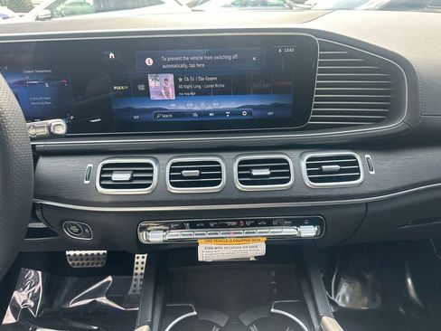 New 2026 Mercedes-Benz GLS 450 4MATIC image 30