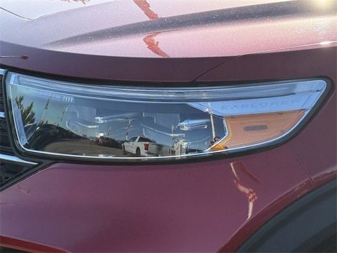 Certified 2023 Ford Explorer XLT w/ Class IV Trailer Tow Package image 25