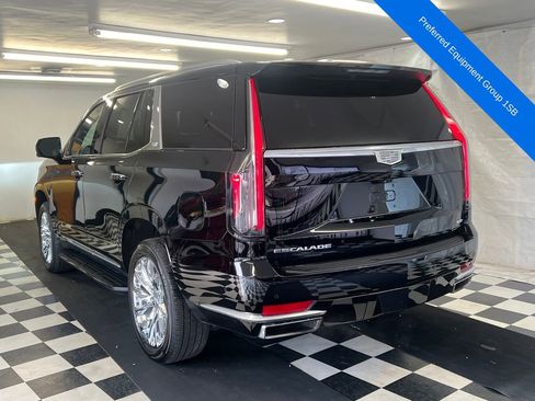 Used 2023 Cadillac Escalade Premium Luxury w/ LPO, Radiant Package image 11