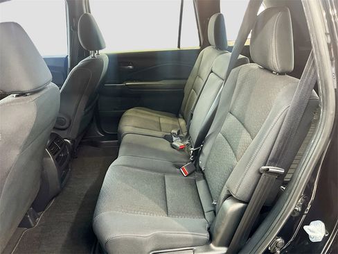 Used 2021 Honda Passport Sport image 22