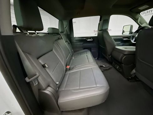 Used 2025 GMC Sierra 2500 SLT AWD/4WD image 30