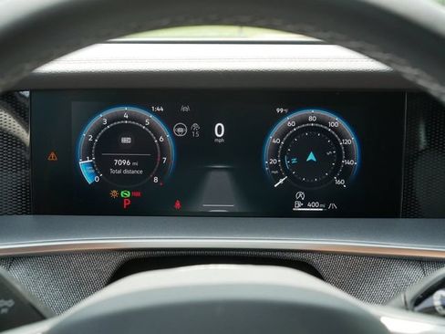 Certified 2025 Volkswagen Tiguan S AWD/4WD image 27