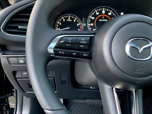 Used 2025 MAZDA MAZDA3 s image 22