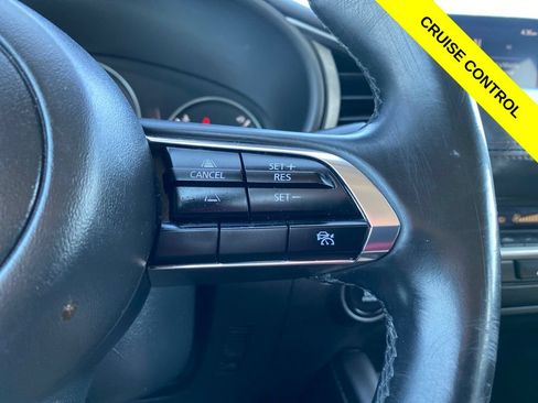 Used 2024 MAZDA MAZDA3 s FWD image 9
