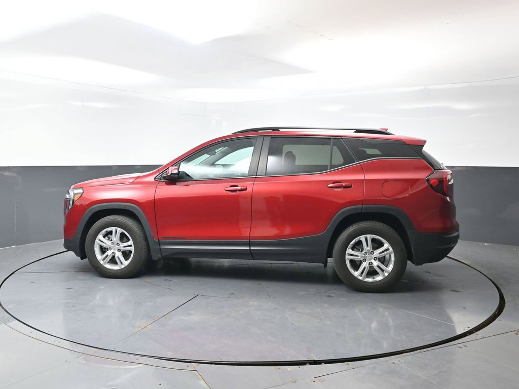 Used 2022 GMC Terrain SLE w/ Driver Convenience Package AWD/4WD image 11