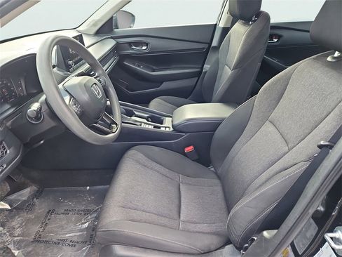 Certified 2023 Honda Accord EX image 30