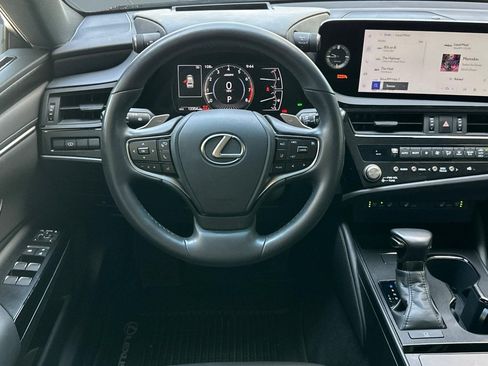Certified 2025 Lexus ES 350 w/ Premium Package FWD image 29