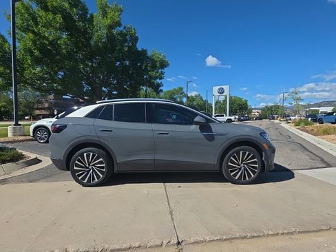 Used 2023 Volkswagen ID.4 Pro S Plus AWD/4WD image 7