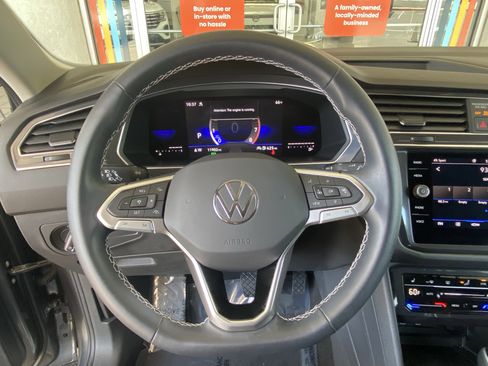 Certified 2023 Volkswagen Tiguan SE AWD/4WD image 29