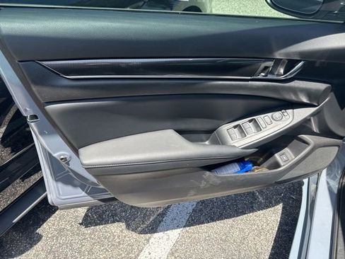 Used 2022 Honda Accord Sport image 8