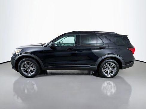 New 2026 Ford Explorer Active w/ Active Comfort Package image 4