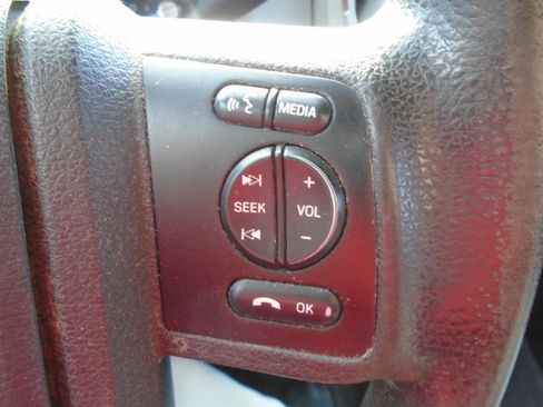 Used 2013 Ford F250 4x4 Crew Cab Super Duty image 12