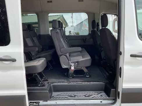 Used 2022 Ford Transit 350 XLT RWD image 17