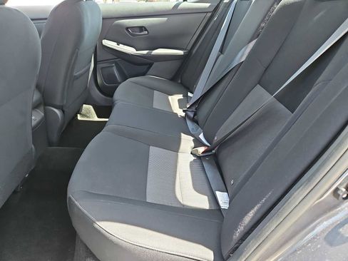 Used 2025 Nissan Sentra SV FWD image 19