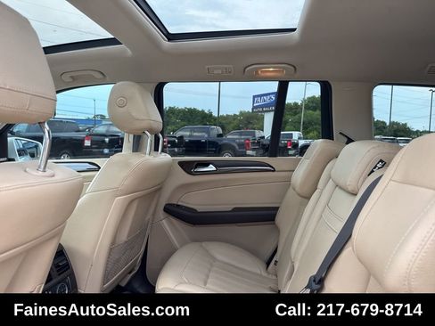 Used 2018 Mercedes-Benz GLS 450 4MATIC image 37
