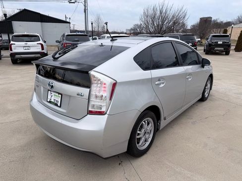 Used 2010 Toyota Prius Three image 4