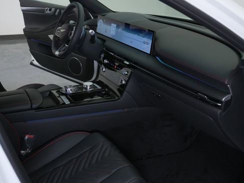 Used 2025 Genesis G80 3.5T Sport image 36