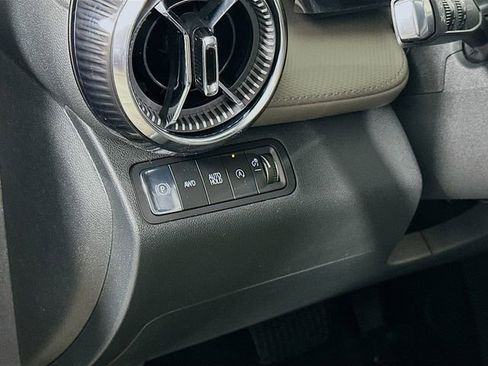 New 2026 Chevrolet Equinox LT w/ Convenience Package II image 10