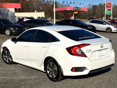 Used 2019 Honda Civic LX image 3
